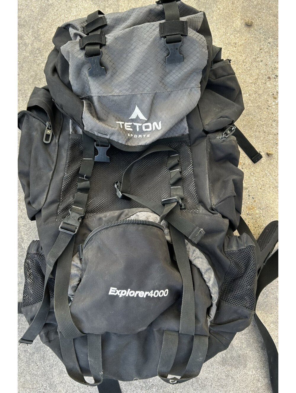TETON Sports Explorer 4000 Hiking Pack 65L Black Gray Padded Straps & Hip Belt